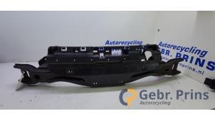 Gebruikte Bumperframe achter BMW 3 serie (F30) 320d 2.0 16V EfficientDynamicsEdition Prijs € 75,00 Margeregeling aangeboden door Autorec. Gebr. Prins b.v.