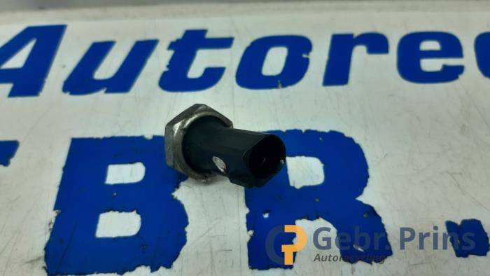 Gebruikte Oliedruk sensor Volkswagen Polo V (6R) 1.2 TSI 16V BlueMotion Technology Prijs € 10,00 Margeregeling aangeboden door Autorec. Gebr. Prins b.v.