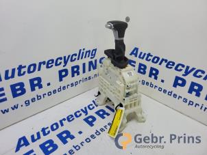 Gebruikte Selectiehendel automaat Kia Niro I (DE) 1.6 GDI PHEV Prijs € 75,00 Margeregeling aangeboden door Autorec. Gebr. Prins b.v.