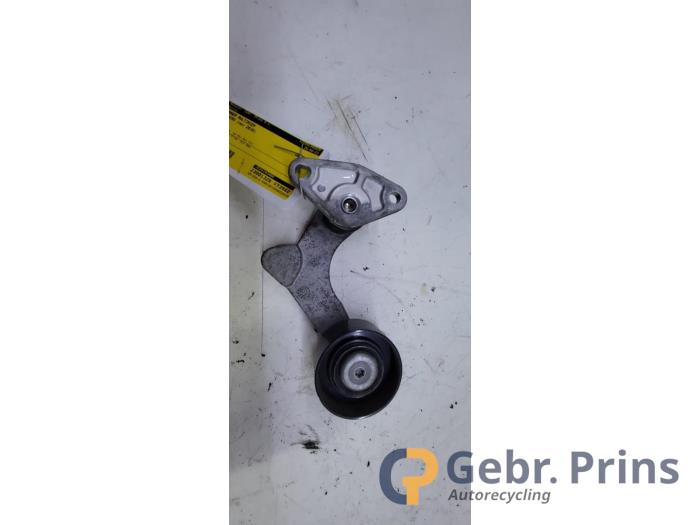 Gebruikte Spanner multiriem Kia Niro I (DE) 1.6 GDI PHEV Prijs € 40,00 Margeregeling aangeboden door Autorec. Gebr. Prins b.v.