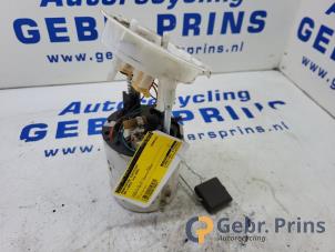 Gebruikte Tank element Pomp BMW 1 serie (E81) 120i 16V Prijs € 40,00 Margeregeling aangeboden door Autorec. Gebr. Prins b.v.