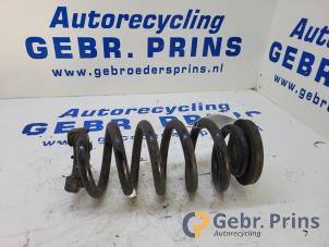 Gebruikte Schroefveer achter Cupra Born 58 Prijs € 40,00 Margeregeling aangeboden door Autorec. Gebr. Prins b.v.