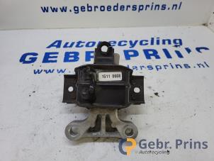 Gebruikte Motorsteun Opel Karl 1.0 12V Prijs € 25,00 Margeregeling aangeboden door Autorec. Gebr. Prins b.v.