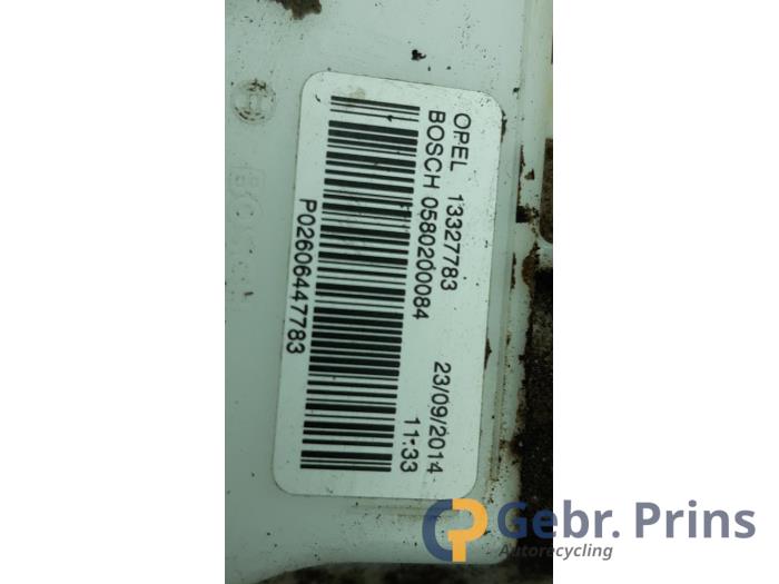 Gebruikte Tank element Pomp Opel Corsa D 1.2 16V Prijs € 40,00 Margeregeling aangeboden door Autorec. Gebr. Prins b.v.
