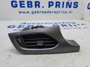 Gebruikte Luchtrooster Dashboard Opel Astra K 1.2 Turbo 12V Prijs € 20,00 Margeregeling aangeboden door Autorec. Gebr. Prins b.v.