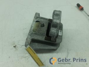 Gebruikte Motorrubber Ford Transit Custom 2.0 TDCi 16V Eco Blue 105 mHEV Prijs € 30,25 Inclusief btw aangeboden door Autorec. Gebr. Prins b.v.