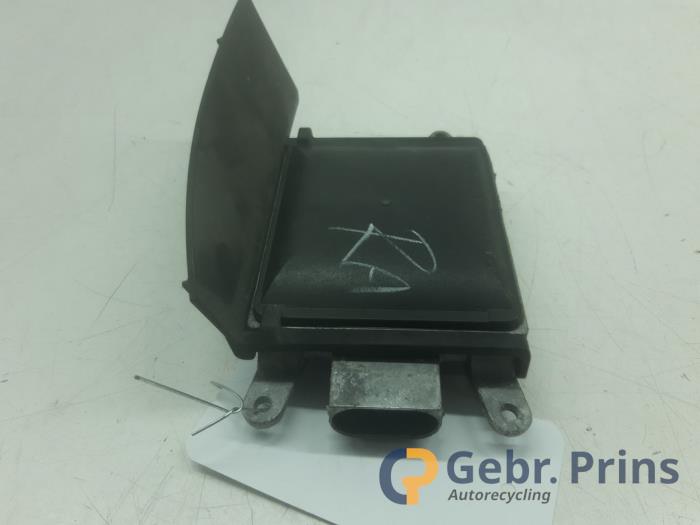 Dode hoek sensor van een BMW 5 serie Touring (F11) 525d 24V 2010