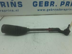 Gebruikte Spoorstang rechts Mazda 5 (CR19) 2.0i 16V Prijs € 20,00 Margeregeling aangeboden door Autorec. Gebr. Prins b.v.