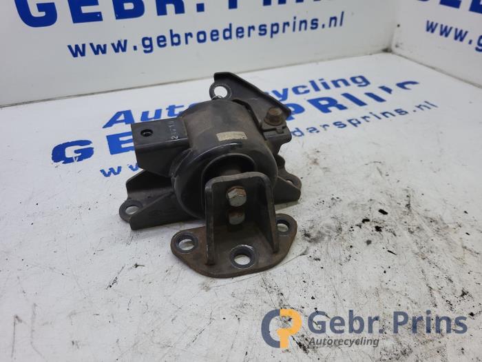 Gebruikte Motorrubber Kia Venga 1.6 CVVT 16V Prijs € 30,00 Margeregeling aangeboden door Autorec. Gebr. Prins b.v.