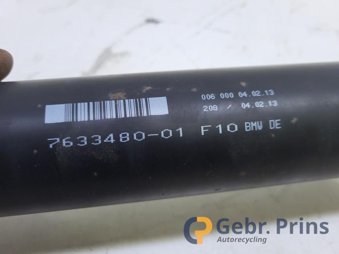 Tussenas van een BMW 5 serie (F10) 525d xDrive 16V 2013