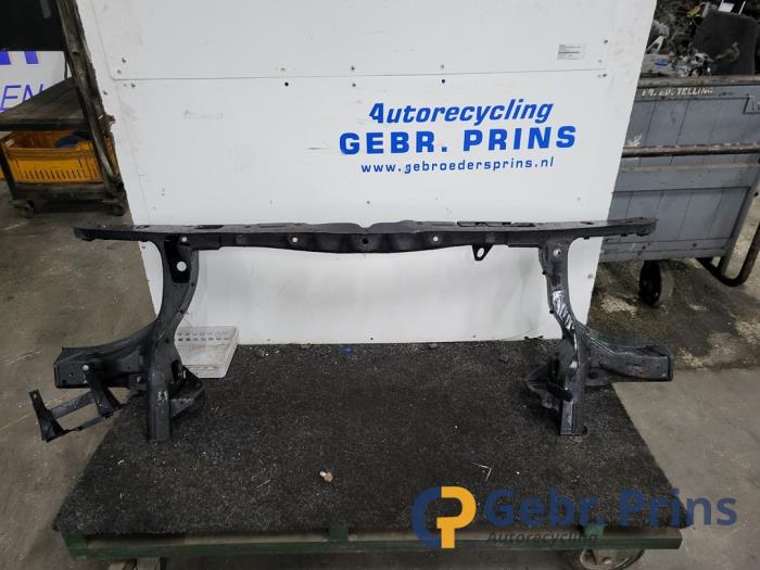 Gebruikte Voorfront Volkswagen Transporter/Caravelle T5 2.5 TDi PF Prijs € 60,50 Inclusief btw aangeboden door Autorec. Gebr. Prins b.v.