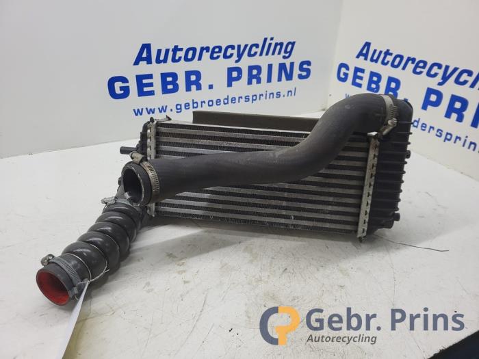 Gebruikte Intercooler Ford Focus 3 Wagon 1.5 TDCi Prijs € 40,00 Margeregeling aangeboden door Autorec. Gebr. Prins b.v.