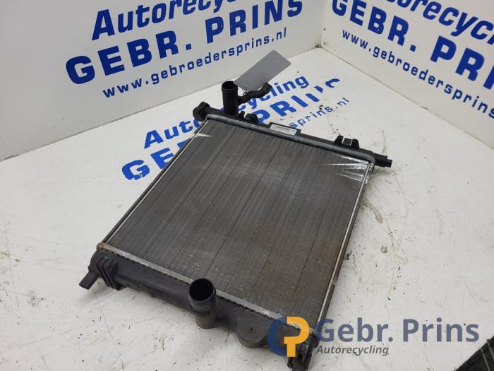 Gebruikte Radiateur Volkswagen Up! (121) 1.0 12V 60 Prijs € 40,00 Margeregeling aangeboden door Autorec. Gebr. Prins b.v.