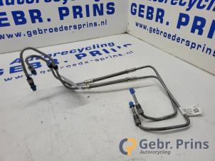 Gebruikte Oliedruk Leiding Tesla Model Y (5YJY) RWD Prijs € 50,00 Margeregeling aangeboden door Autorec. Gebr. Prins b.v.