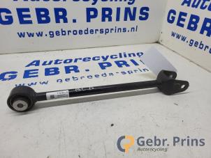 Gebruikte Reactiestang links-achter Tesla Model Y (5YJY) RWD Prijs € 75,00 Margeregeling aangeboden door Autorec. Gebr. Prins b.v.