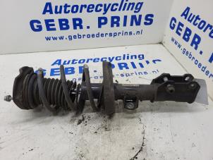 Gebruikte Schokdemperpoot rechts-voor Opel Astra K Sports Tourer 1.0 Turbo 12V Prijs € 75,00 Margeregeling aangeboden door Autorec. Gebr. Prins b.v.