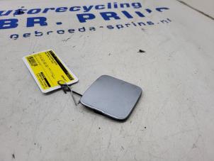 Gebruikte Sleepoog Afdekkap achter Opel Astra K Sports Tourer 1.0 Turbo 12V Prijs € 20,00 Margeregeling aangeboden door Autorec. Gebr. Prins b.v.