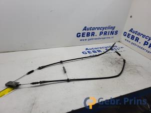 Gebruikte Handrem Kabel Iveco New Daily VI 35C18,35S18,40C18,50C18,60C18,65C18,70C18 Prijs € 48,40 Inclusief btw aangeboden door Autorec. Gebr. Prins b.v.