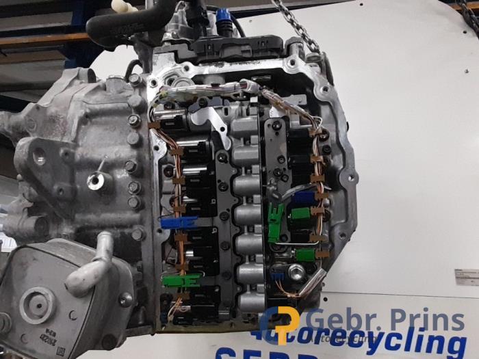 Versnellingsbak van een Citroën C5 Aircross I (A4/AC/AJ/AR) 1.6 Hybrid 225 16V 2021