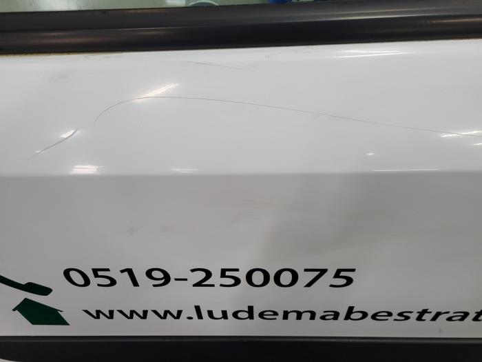 Portier 2Deurs links van een Mercedes-Benz Citan (415.6) 1.5 108 CDI Euro 6 2019