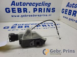Gebruikte Portierslot Mechaniek 4Deurs rechts-voor Citroen C5 Aircross I (A4/AC/AJ/AR) 1.6 Hybrid 225 16V Prijs € 50,00 Margeregeling aangeboden door Autorec. Gebr. Prins b.v.