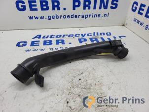 Gebruikte Intercooler Buis Citroen C5 Aircross I (A4/AC/AJ/AR) 1.6 Hybrid 225 16V Prijs € 50,00 Margeregeling aangeboden door Autorec. Gebr. Prins b.v.