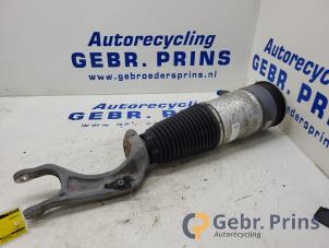 Gebruikte Mac Phersonpoot rechts-voor Tesla Diversen Prijs € 350,00 Margeregeling aangeboden door Autorec. Gebr. Prins b.v.