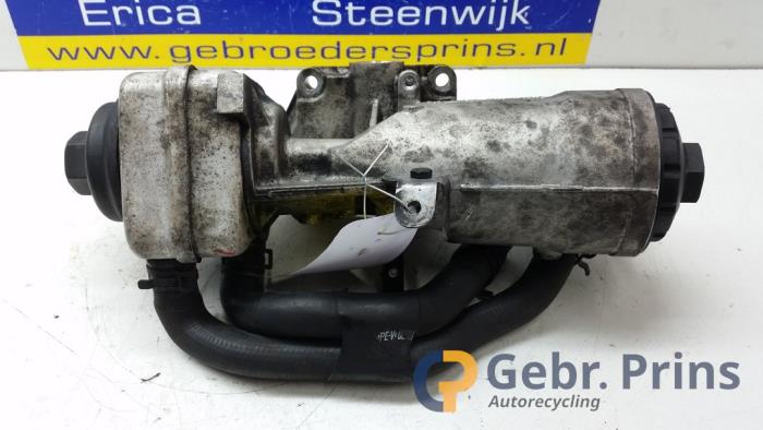 Gebruikte Oliefilterhuis Volkswagen Golf V (1K1) 1.9 TDI 4Motion Prijs € 40,00 Margeregeling aangeboden door Autorec. Gebr. Prins b.v.