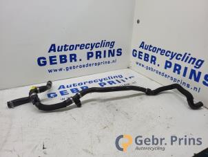 Gebruikte Radiateurslang BMW X4 (G02) M40i 3.0 TwinPower Turbo 24V Prijs € 25,00 Margeregeling aangeboden door Autorec. Gebr. Prins b.v.