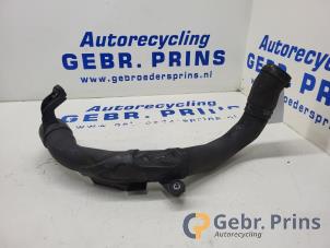 Gebruikte Intercooler Buis Volkswagen Polo V (6R) 1.2 TDI 12V BlueMotion Prijs € 30,00 Margeregeling aangeboden door Autorec. Gebr. Prins b.v.
