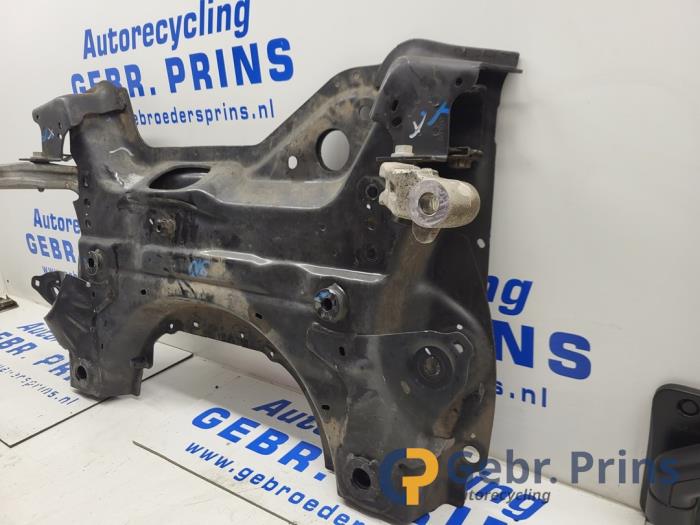 Subframe van een Citroën Berlingo 1.6 BlueHDI 75 2019