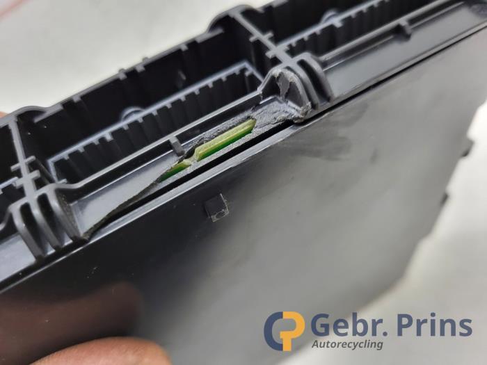 Computer Body Control van een Toyota RAV4 (A5) 2.5 Hybrid 16V AWD 2019