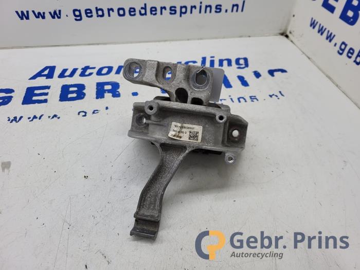 Gebruikte Motorrubber Volkswagen Golf VII Variant (AUVV) 1.5 TSI Evo BMT 16V Prijs € 50,00 Margeregeling aangeboden door Autorec. Gebr. Prins b.v.