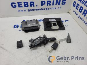 Gebruikte Kontaktslot + computer Volkswagen Golf VII Variant (AUVV) 1.5 TSI Evo BMT 16V Prijs € 200,00 Margeregeling aangeboden door Autorec. Gebr. Prins b.v.