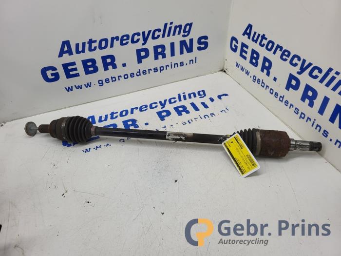 Gebruikte Steekas links-achter Volvo XC90 I 2.4 D5 20V Prijs € 50,00 Margeregeling aangeboden door Autorec. Gebr. Prins b.v.