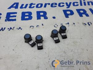 Gebruikte PDC Sensor Set Volkswagen Golf VII Variant (AUVV) 2.0 TDI 150 16V Prijs € 60,00 Margeregeling aangeboden door Autorec. Gebr. Prins b.v.