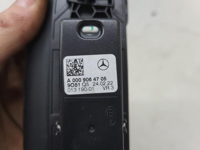 Handgreep van een Mercedes-Benz B (W247) 2.0 B-200d 2023