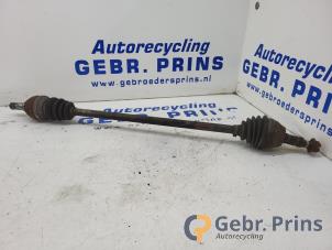 Gebruikte Homokineetas rechts-voor Opel Astra H SW (L35) 1.6 16V Twinport Prijs € 25,00 Margeregeling aangeboden door Autorec. Gebr. Prins b.v.