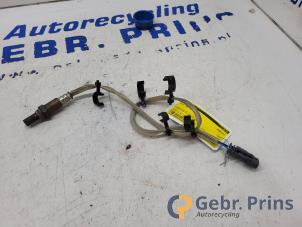 Gebruikte Lambda Sonde Volvo V60 II (ZW) 2.0 B3 16V Mild Hybrid Prijs € 50,00 Margeregeling aangeboden door Autorec. Gebr. Prins b.v.