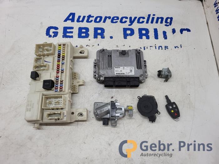 Gebruikte Kontaktslot + computer Volvo C30 (EK/MK) 1.6 D 16V Prijs € 150,00 Margeregeling aangeboden door Autorec. Gebr. Prins b.v.