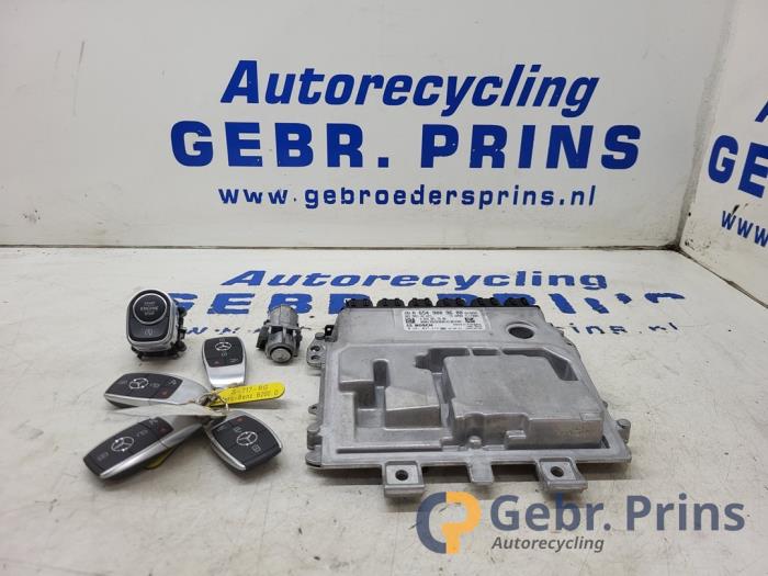 Gebruikte Contactslot + computer Mercedes B (W247) 2.0 B-200d Prijs € 450,00 Margeregeling aangeboden door Autorec. Gebr. Prins b.v.