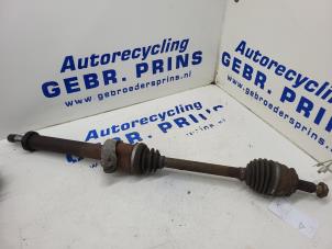 Gebruikte Homokineetas rechts-voor Mini Mini Open (R57) 1.6 16V Cooper Prijs € 40,00 Margeregeling aangeboden door Autorec. Gebr. Prins b.v.