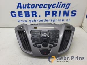 Gebruikte Bedieningspaneel Multi Media Ford Transit Custom 2.2 TDCi 16V Prijs € 90,75 Inclusief btw aangeboden door Autorec. Gebr. Prins b.v.