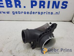 Gebruikte Luchthoeveelheidsmeter Ford Tourneo Connect/Grand Tourneo Connect 1.0 EcoBoost 12V Prijs € 35,00 Margeregeling aangeboden door Autorec. Gebr. Prins b.v.