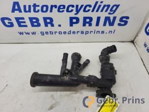 Gebruikte Thermostaathuis Volkswagen Touran (5T1) 2.0 TDI 150 Prijs € 25,00 Margeregeling aangeboden door Autorec. Gebr. Prins b.v.