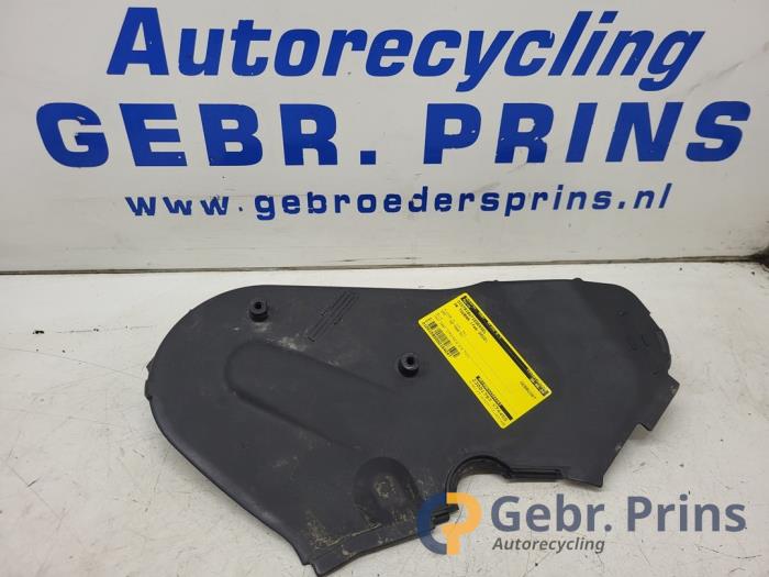 Gebruikte Distributiedeksel Volkswagen Touran (5T1) 2.0 TDI 150 Prijs € 15,00 Margeregeling aangeboden door Autorec. Gebr. Prins b.v.