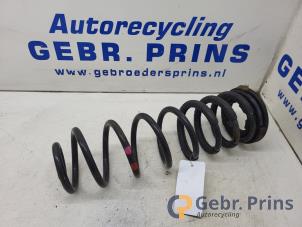 Gebruikte Schroefveer achter Ford Tourneo Connect/Grand Tourneo Connect 1.0 EcoBoost 12V Prijs € 25,00 Margeregeling aangeboden door Autorec. Gebr. Prins b.v.