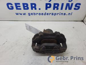 Gebruikte Remklauw (Tang) links-voor Ford Tourneo Connect/Grand Tourneo Connect 1.0 EcoBoost 12V Prijs € 40,00 Margeregeling aangeboden door Autorec. Gebr. Prins b.v.