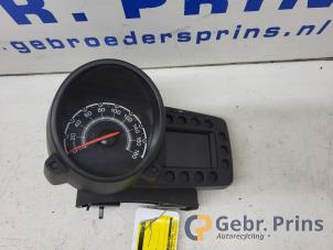 Gebruikte Kilometerteller KM Chevrolet Spark (M300) 1.0 16V Bifuel Prijs € 40,00 Margeregeling aangeboden door Autorec. Gebr. Prins b.v.