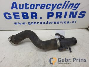 Gebruikte Luchtinlaat slang Ford Tourneo Connect/Grand Tourneo Connect 1.0 EcoBoost 12V Prijs € 30,00 Margeregeling aangeboden door Autorec. Gebr. Prins b.v.
